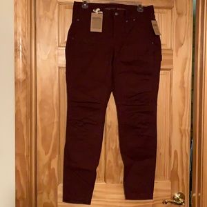 Duluth women’s fortified skinny leg pants